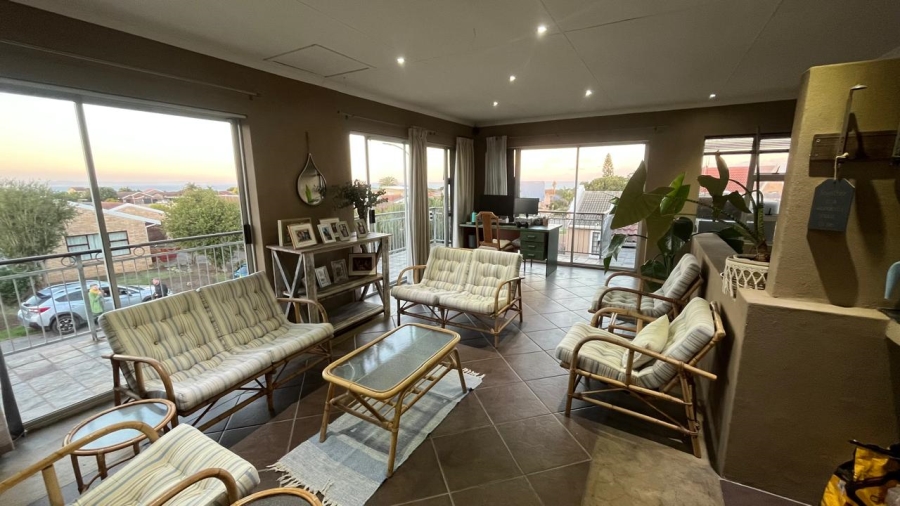 3 Bedroom Property for Sale in Noorsekloof Eastern Cape